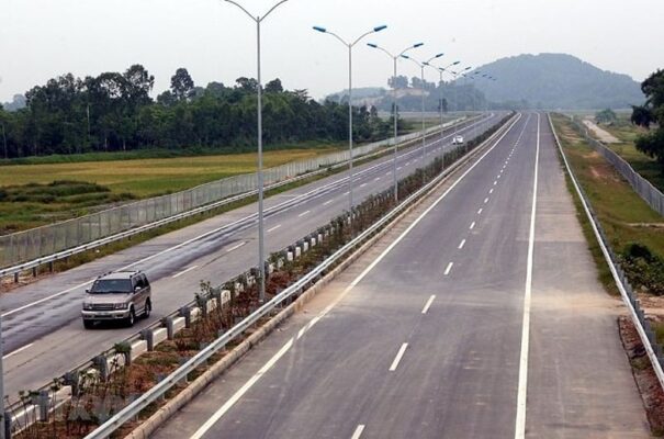 Dịch vụ vận tải đường bộ nội địa